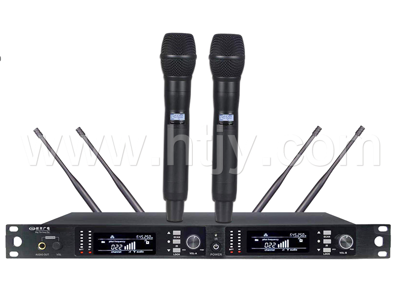 真分集一拖二麦克风（带监听职能） HT-RY105